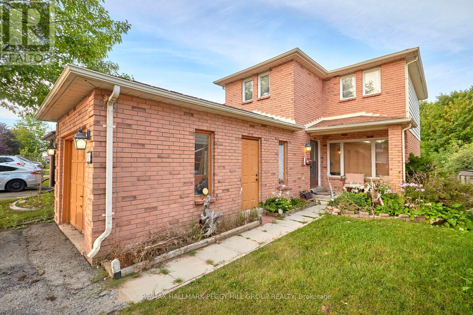 111 Garden Drive, Barrie (Allandale Heights), Ontario  L4N 5T9 - Photo 1 - S13091398