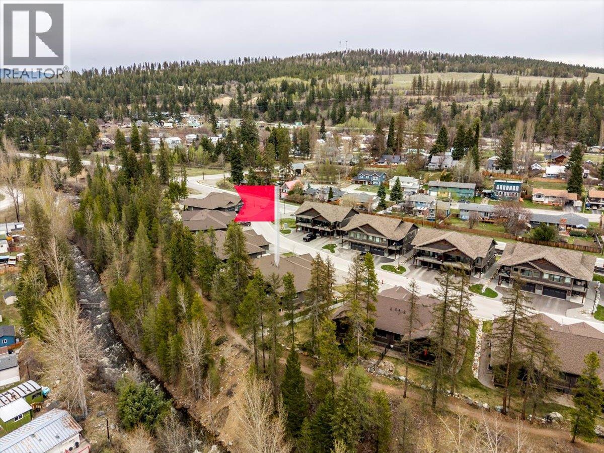 2703 Huckleberry Lane, Kimberley, British Columbia  V1A 3E4 - Photo 5 - 10386321