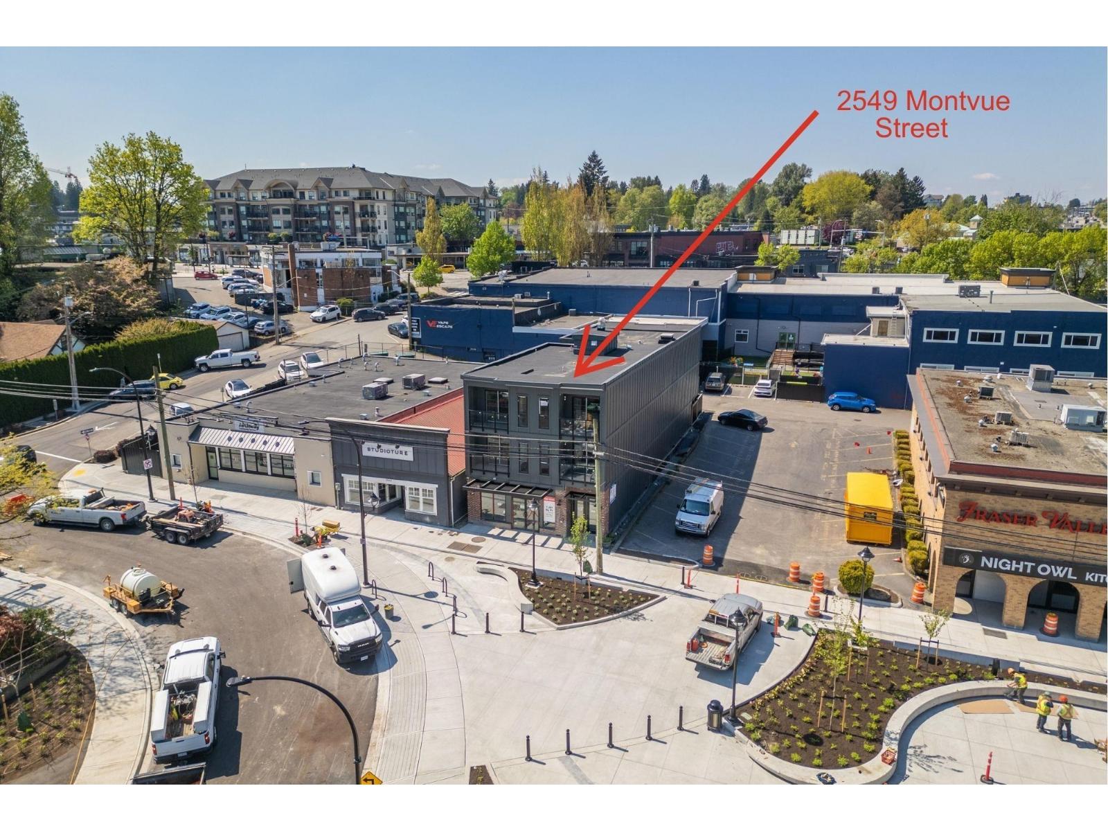 2549 Montvue Avenue, Abbotsford, British Columbia  V2S 3V2 - Photo 1 - C8074176
