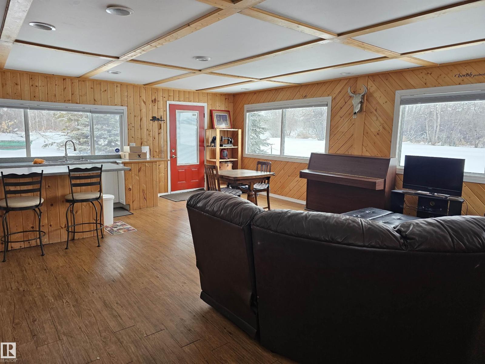 215 2 St, Rural Lac Ste. Anne County, Alberta  T0E 1A0 - Photo 3 - E4475498