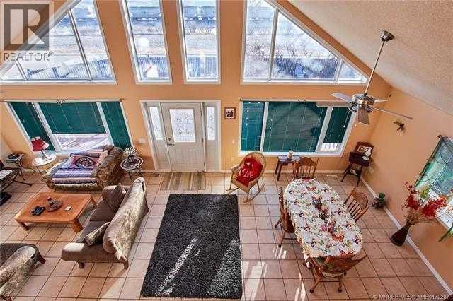 116 Pacific Avenue, Irvine, Alberta  T0J 1V0 - Photo 3 - A2300194