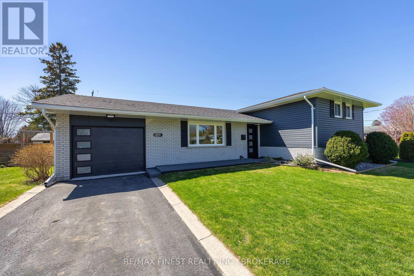 699 Wembly Place, Kingston, Ontario  K7M 5L7 - Photo 2 - X13091698