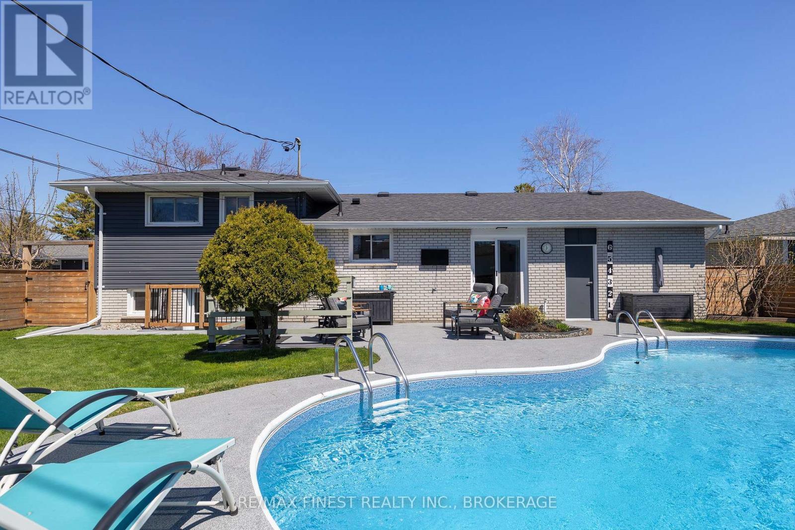 699 Wembly Place, Kingston, Ontario  K7M 5L7 - Photo 3 - X13091698