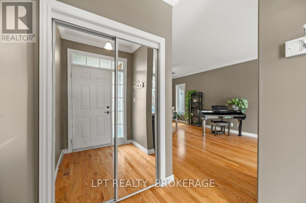 421 Cooke Crescent, Kingston, Ontario  K7P 3J5 - Photo 4 - X13091728
