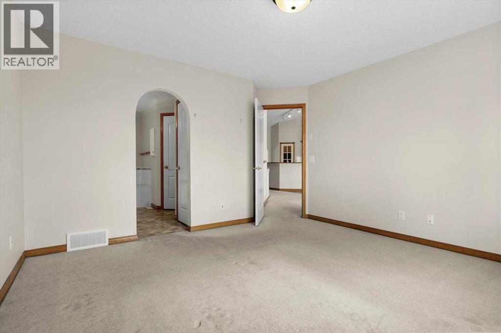 122 Rocky Ridge Villas Nw, Calgary, Alberta  T3G 4R3 - Photo 22 - A2308176