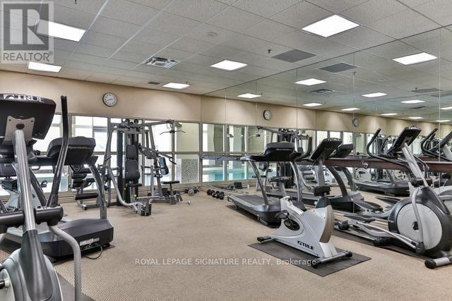 1716 - 339 Rathburn Road W, Mississauga, Ontario  L5B 0K6 - Photo 15 - W13091312