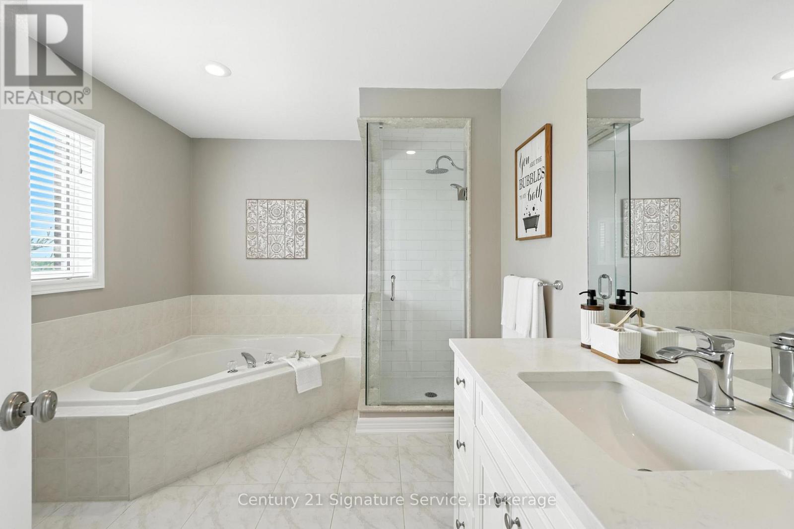 77 Esposito Drive, Caledon, Ontario  L7E 1T5 - Photo 19 - W13091322