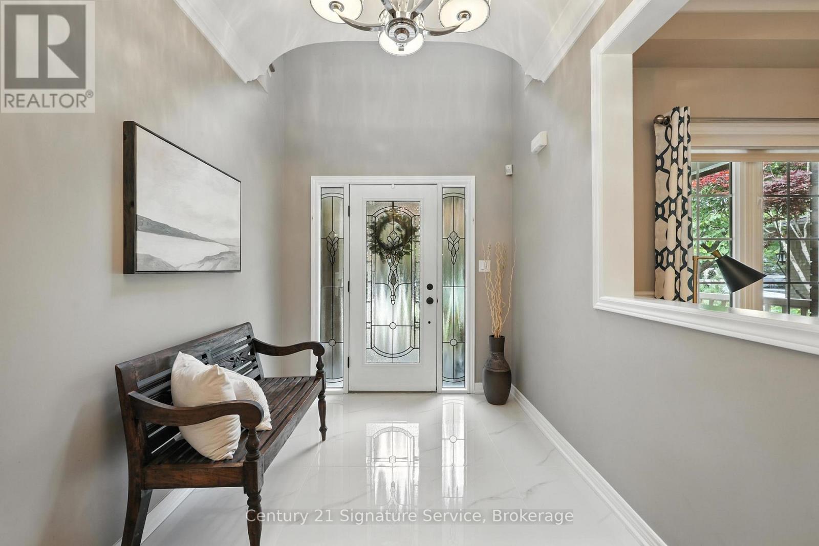 77 Esposito Drive, Caledon, Ontario  L7E 1T5 - Photo 3 - W13091322