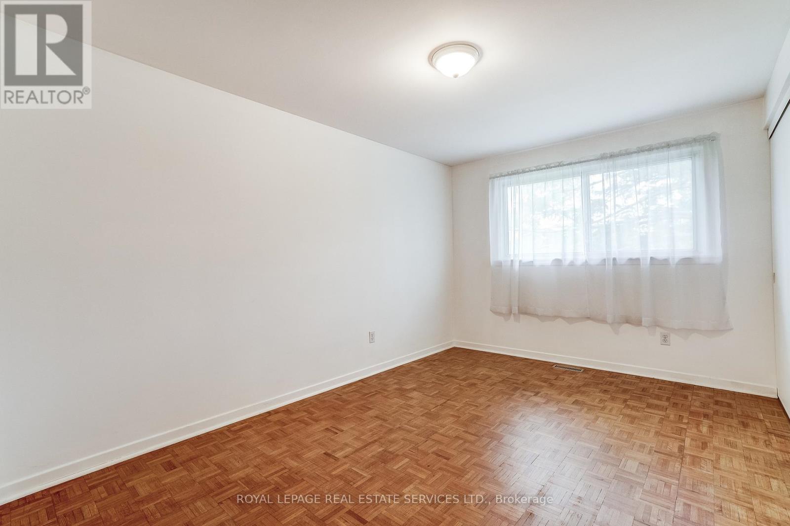 8 Kenninghall Boulevard, Mississauga, Ontario  L5N 1J4 - Photo 20 - W13091368