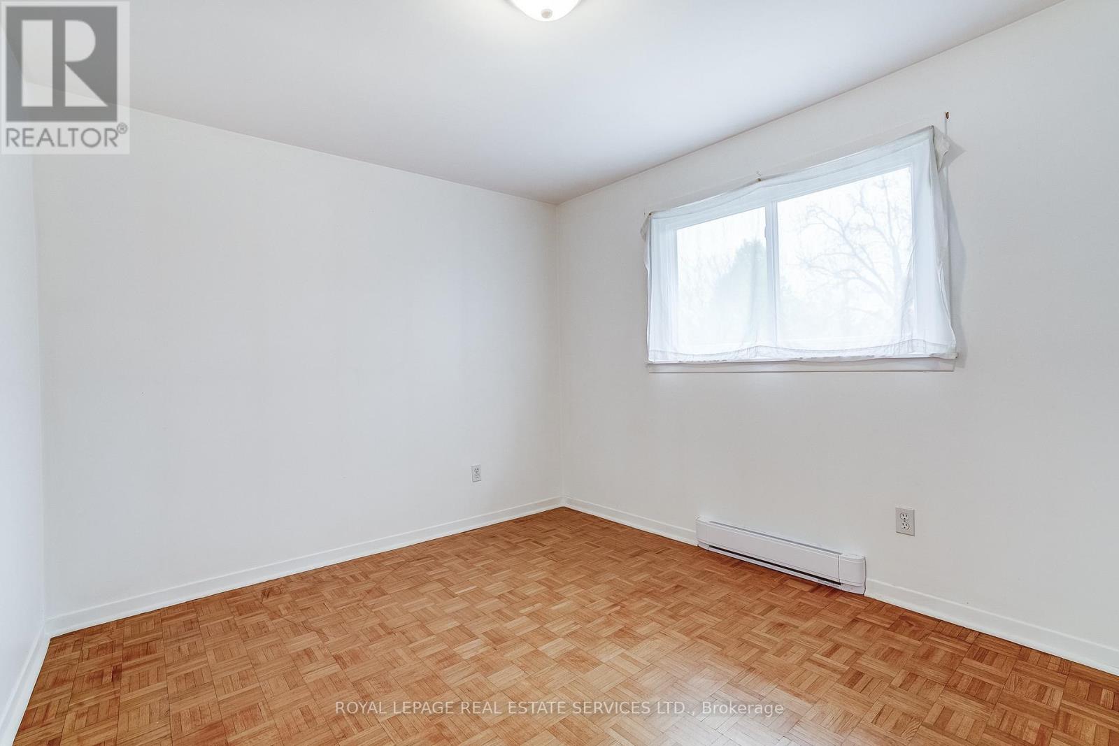 8 Kenninghall Boulevard, Mississauga, Ontario  L5N 1J4 - Photo 24 - W13091368