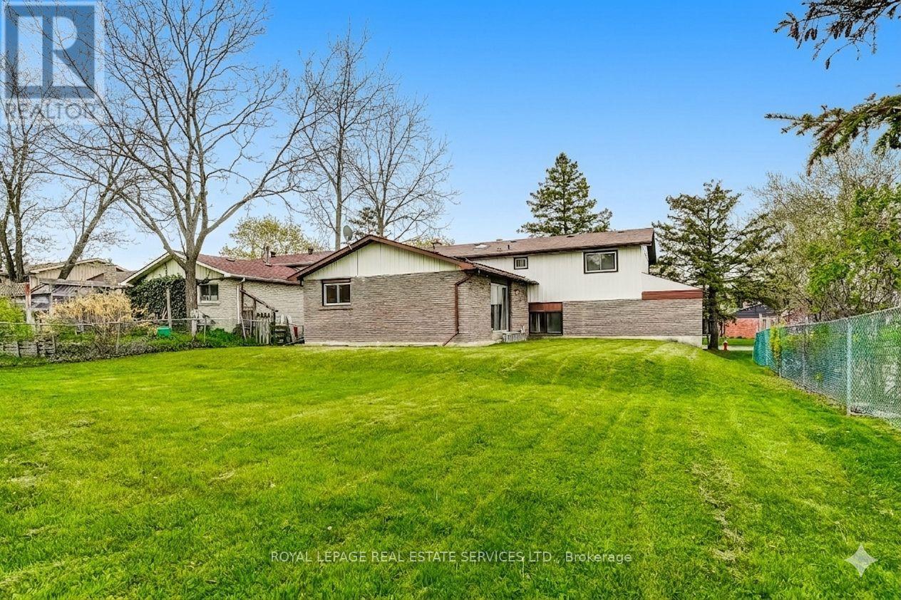 8 Kenninghall Boulevard, Mississauga, Ontario  L5N 1J4 - Photo 30 - W13091368