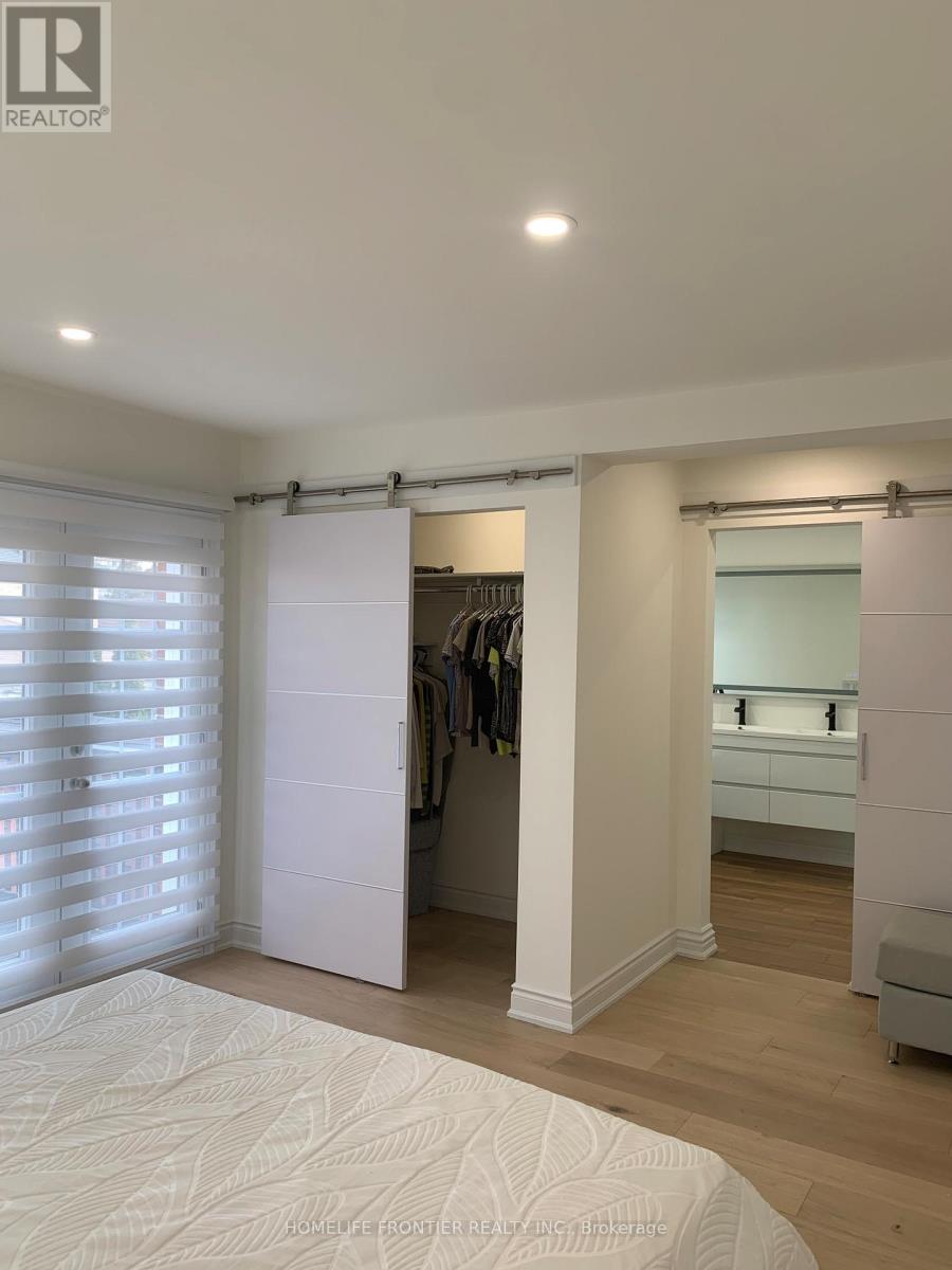 17 Bertram Street W, Toronto, Ontario  M6M 3S3 - Photo 17 - W13091418