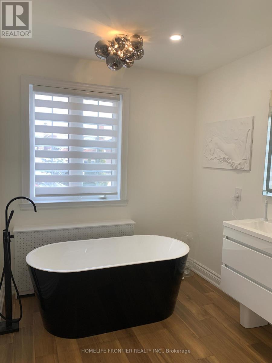 17 Bertram Street W, Toronto, Ontario  M6M 3S3 - Photo 19 - W13091418