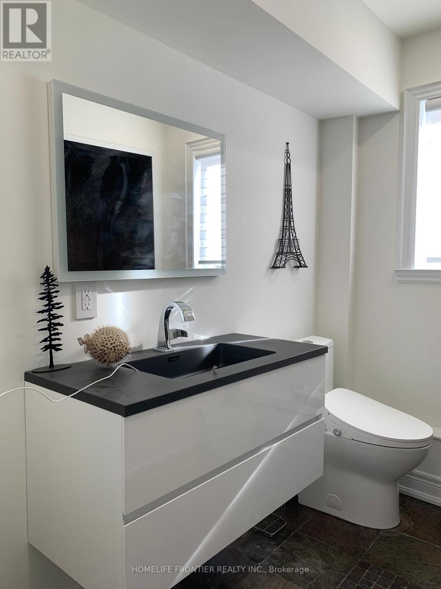 17 Bertram Street W, Toronto, Ontario  M6M 3S3 - Photo 22 - W13091418