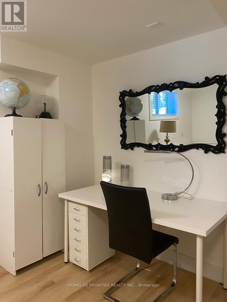 17 Bertram Street W, Toronto, Ontario  M6M 3S3 - Photo 26 - W13091418