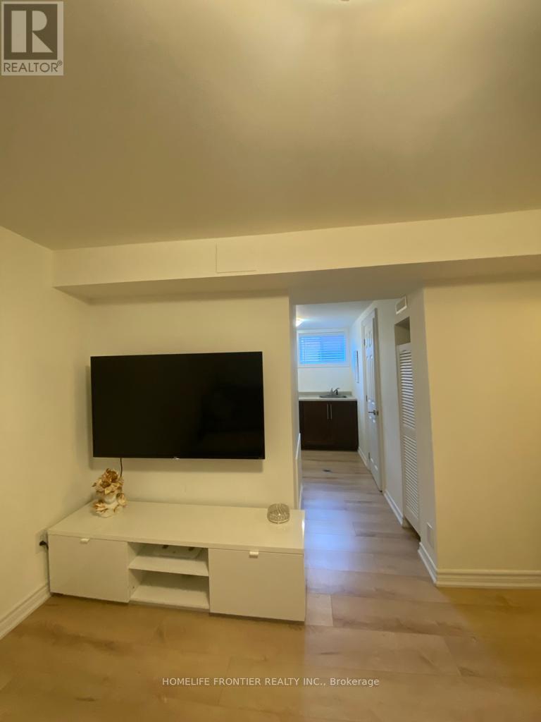 17 Bertram Street W, Toronto, Ontario  M6M 3S3 - Photo 28 - W13091418