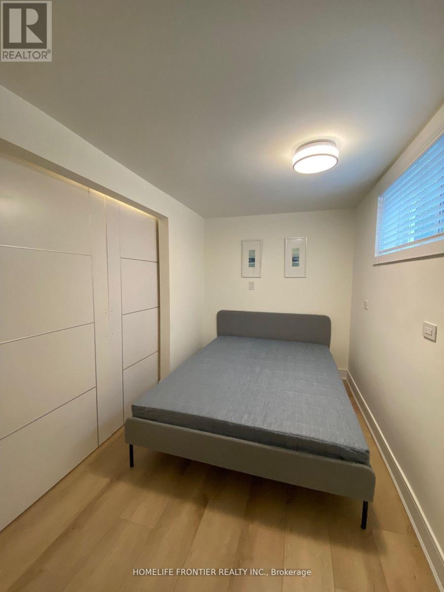 17 Bertram Street W, Toronto, Ontario  M6M 3S3 - Photo 29 - W13091418