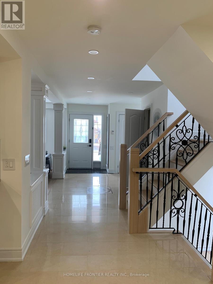 17 Bertram Street W, Toronto, Ontario  M6M 3S3 - Photo 3 - W13091418
