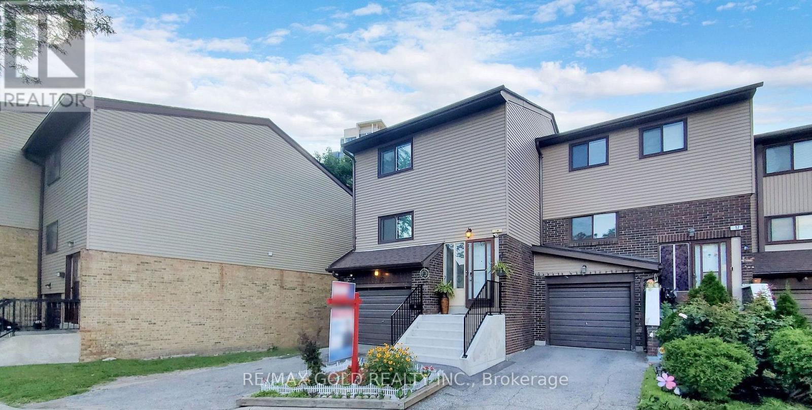 18 - 18 Carleton Place, Brampton, Ontario  L6T 3Z4 - Photo 3 - W13091432
