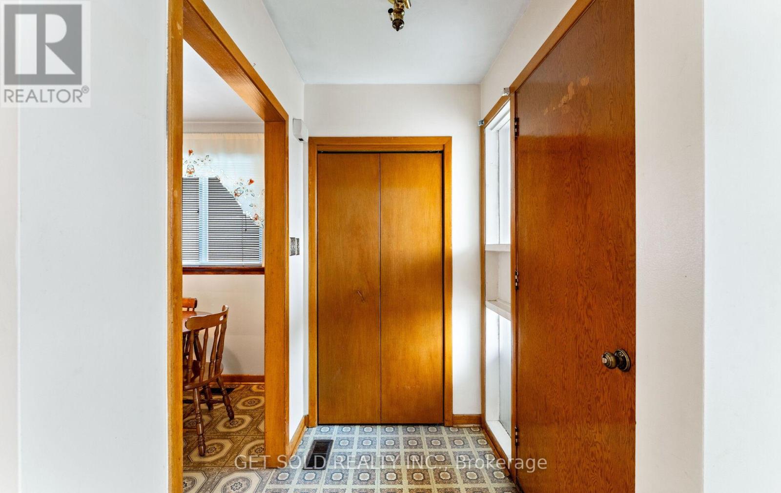 30 Ikley Road, Toronto, Ontario  M3J 1C6 - Photo 3 - W13091446