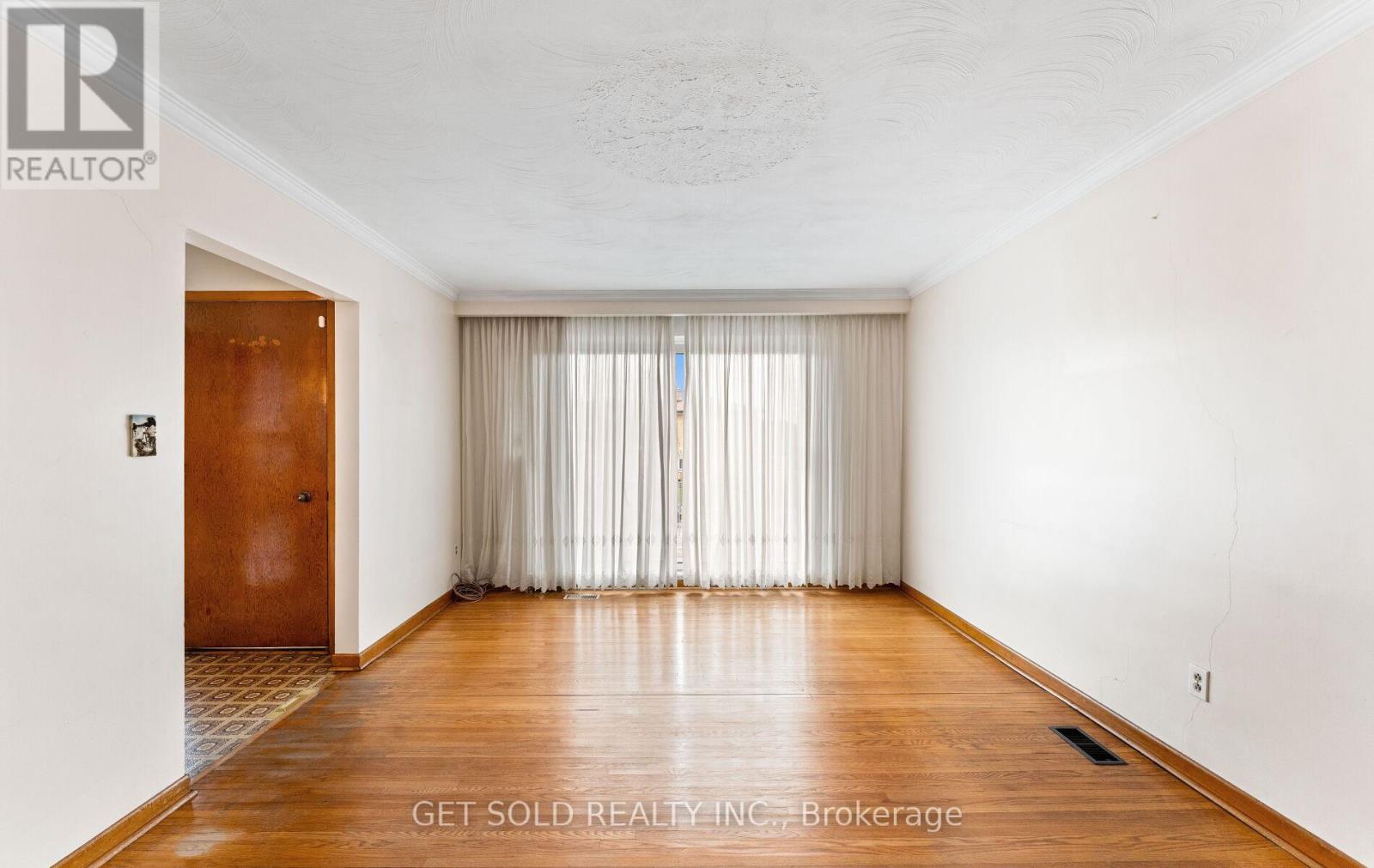 30 Ikley Road, Toronto, Ontario  M3J 1C6 - Photo 5 - W13091446
