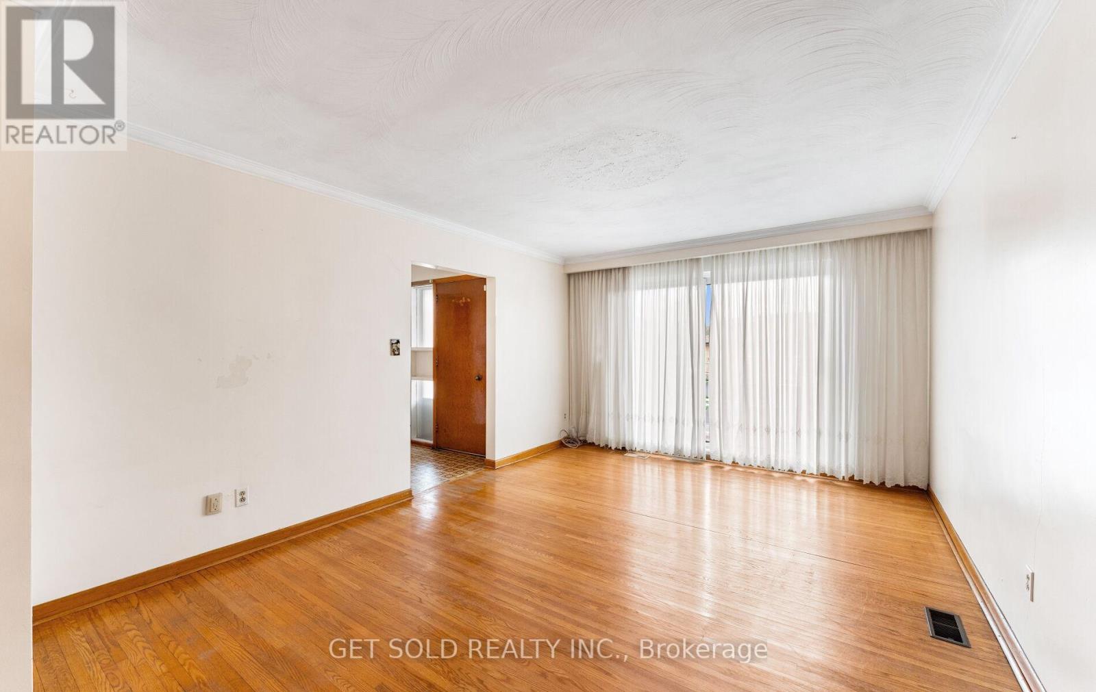 30 Ikley Road, Toronto, Ontario  M3J 1C6 - Photo 6 - W13091446