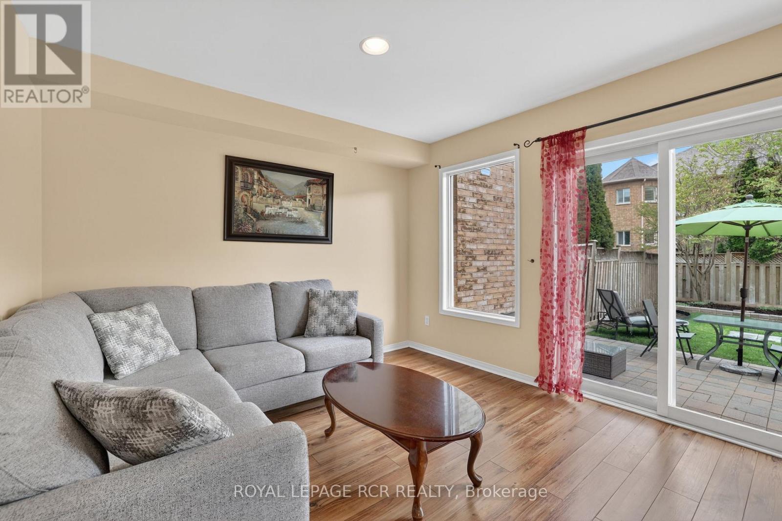 15 Dominion Gardens Drive, Halton Hills, Ontario  L7G 6A9 - Photo 11 - W13091504