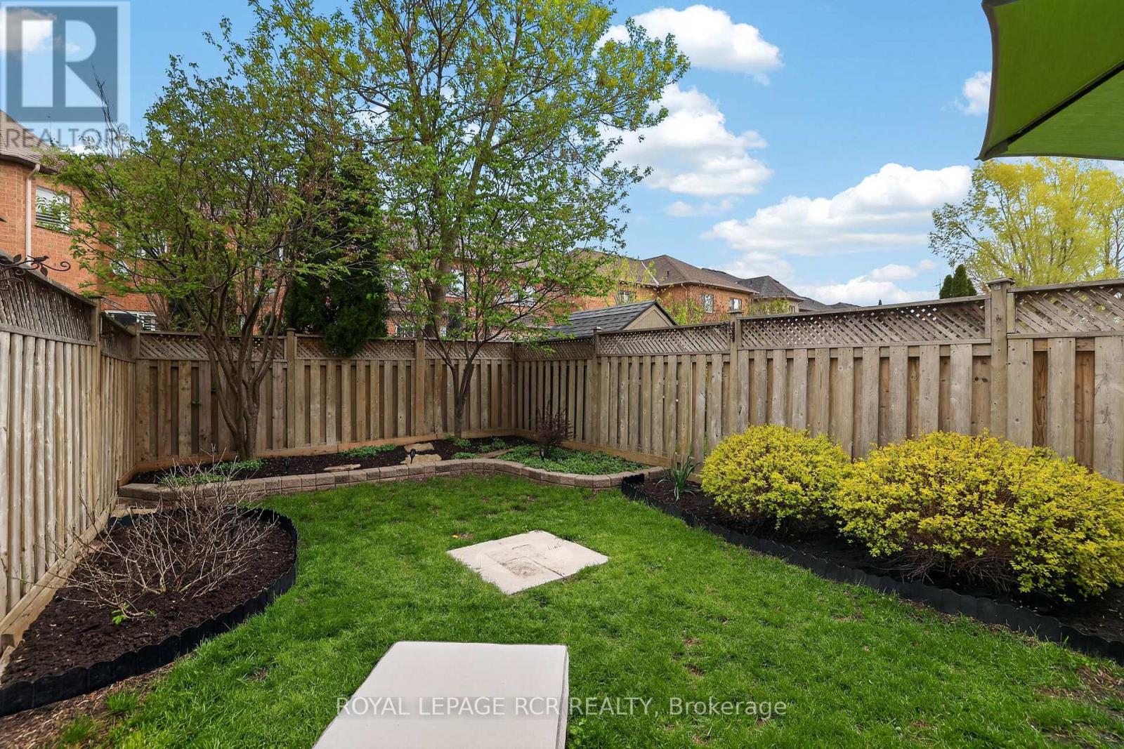 15 Dominion Gardens Drive, Halton Hills, Ontario  L7G 6A9 - Photo 28 - W13091504