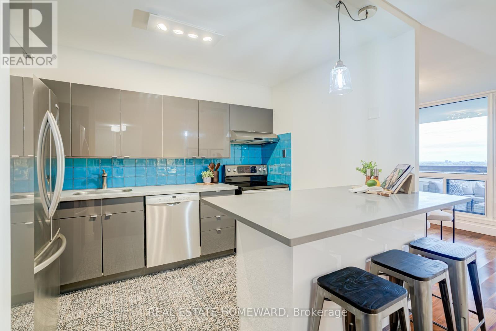 1610 - 100 Quebec Avenue, Toronto, Ontario  M6P 4B8 - Photo 10 - W13091514