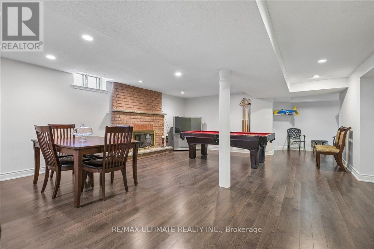 4 Bates Court, Brampton, Ontario  L6X 3E9 - Photo 33 - W13091564