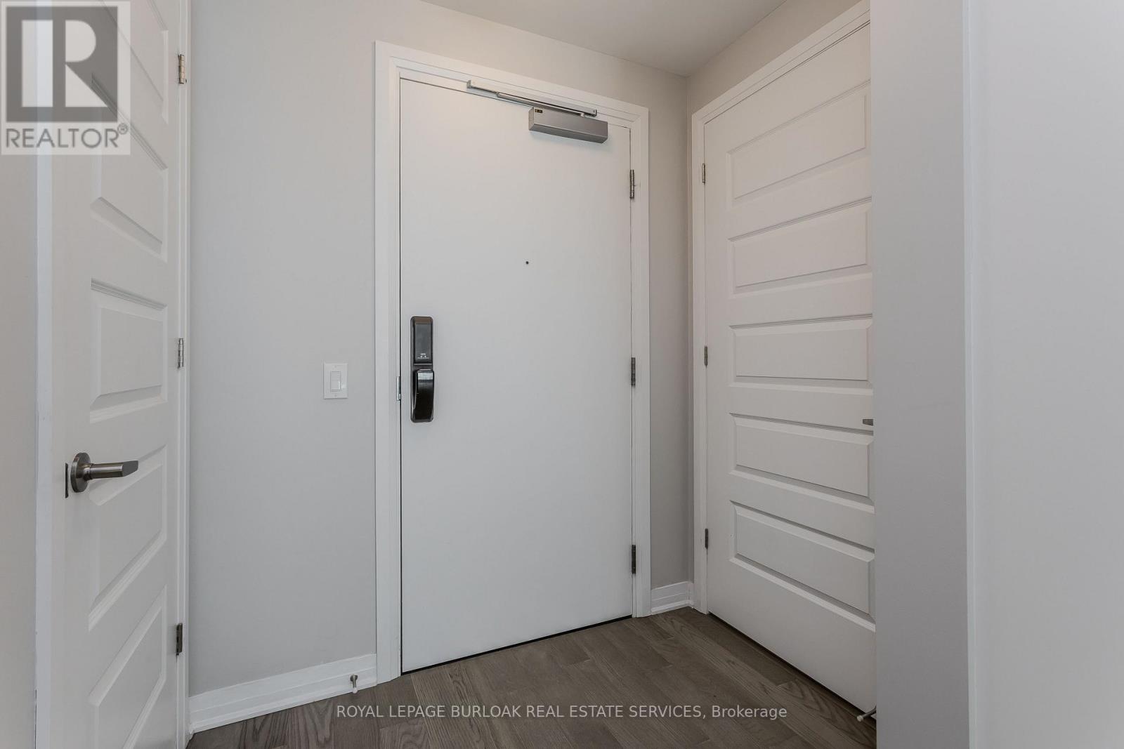 112 - 460 Gordon Krantz Avenue, Milton, Ontario  L9E 1Z2 - Photo 5 - W13091574