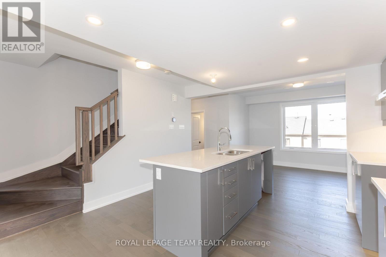 748 Kinstead Private, Ottawa, Ontario  K2S 3B3 - Photo 12 - X13091662