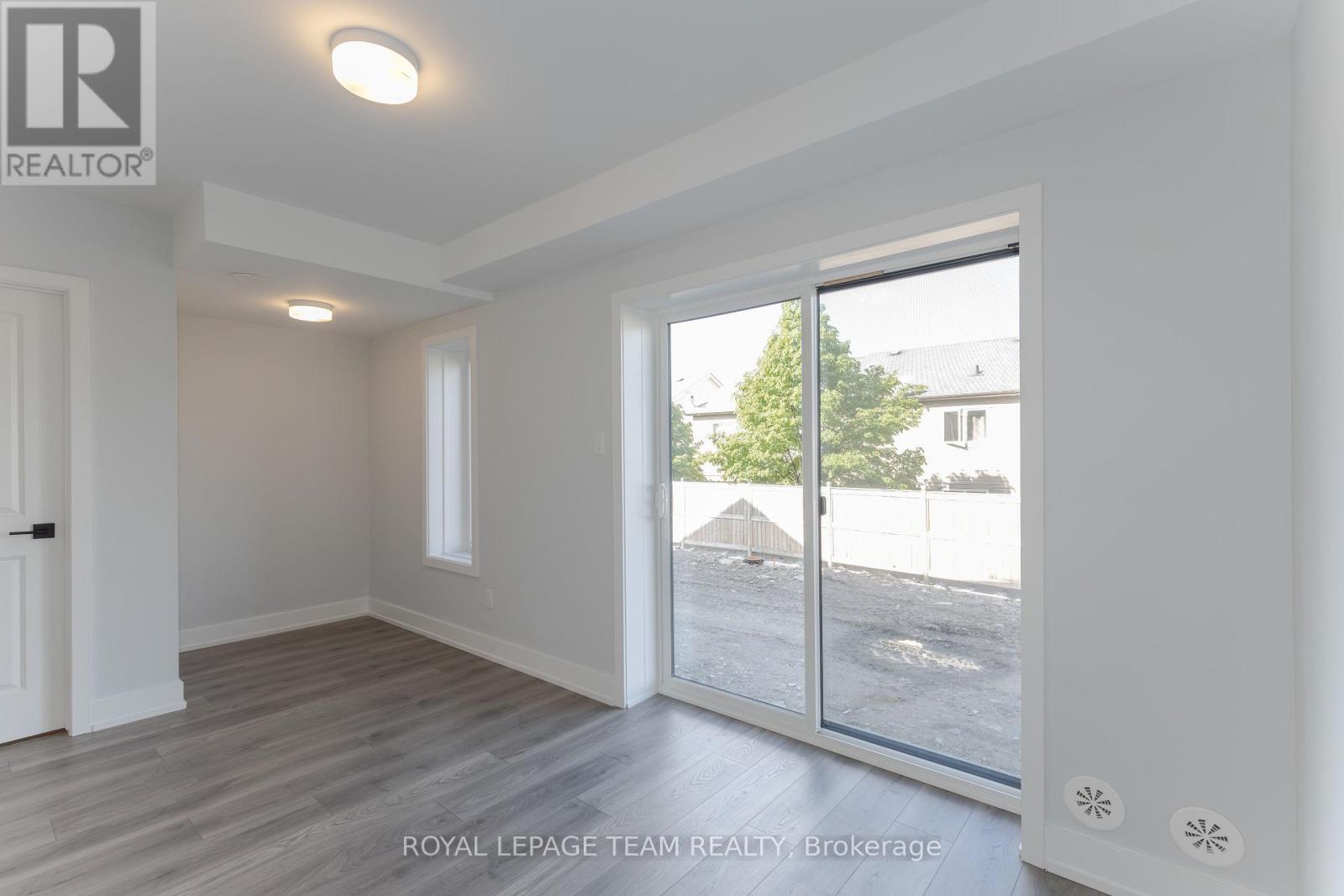 748 Kinstead Private, Ottawa, Ontario  K2S 3B3 - Photo 5 - X13091662