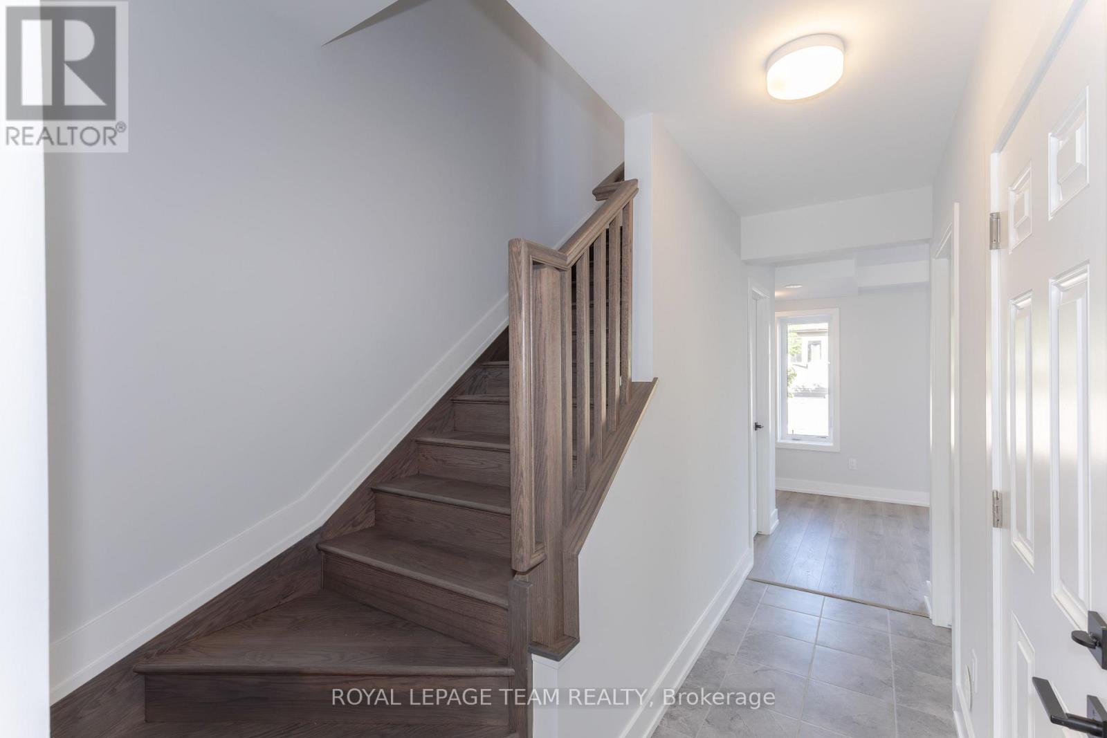 748 Kinstead Private, Ottawa, Ontario  K2S 3B3 - Photo 7 - X13091662
