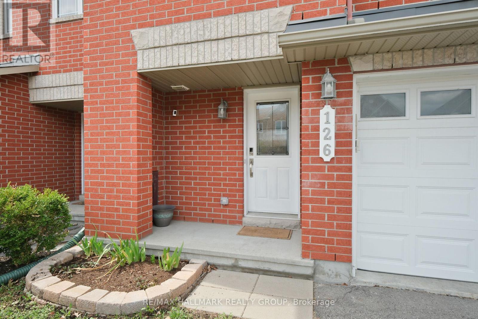 126 Silvermoon Crescent, Ottawa, Ontario  K4A 0P5 - Photo 3 - X13091680