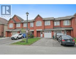 126 SILVERMOON CRESCENT, Ottawa, Ontario