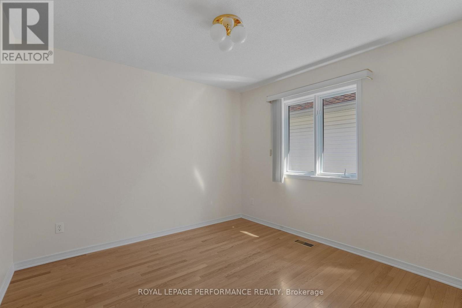 28 Campbell Court, Russell, Ontario  K4R 1G7 - Photo 15 - X13091690