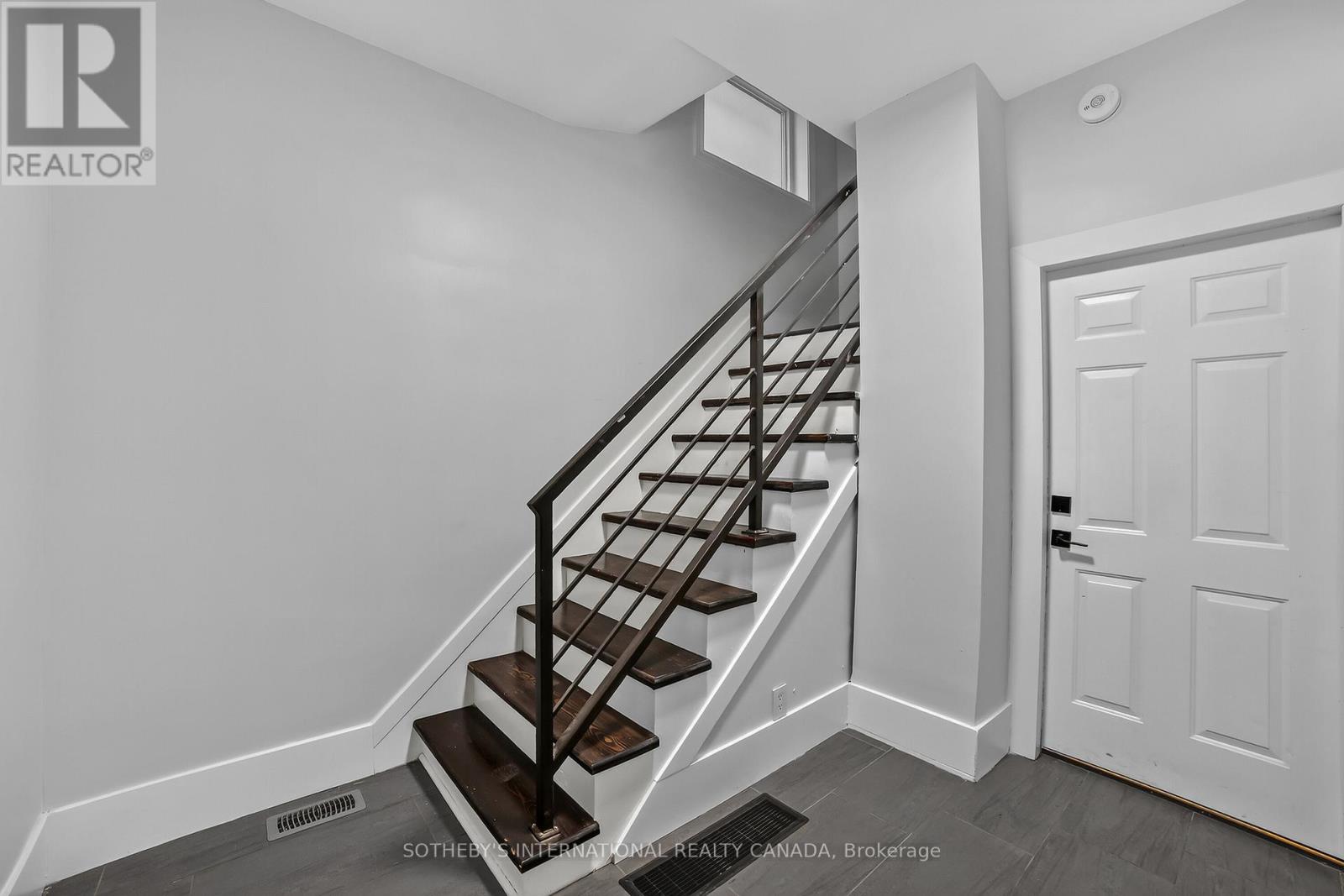 97 Garfield Avenue S, Hamilton, Ontario  L8M 2S3 - Photo 7 - X13091298