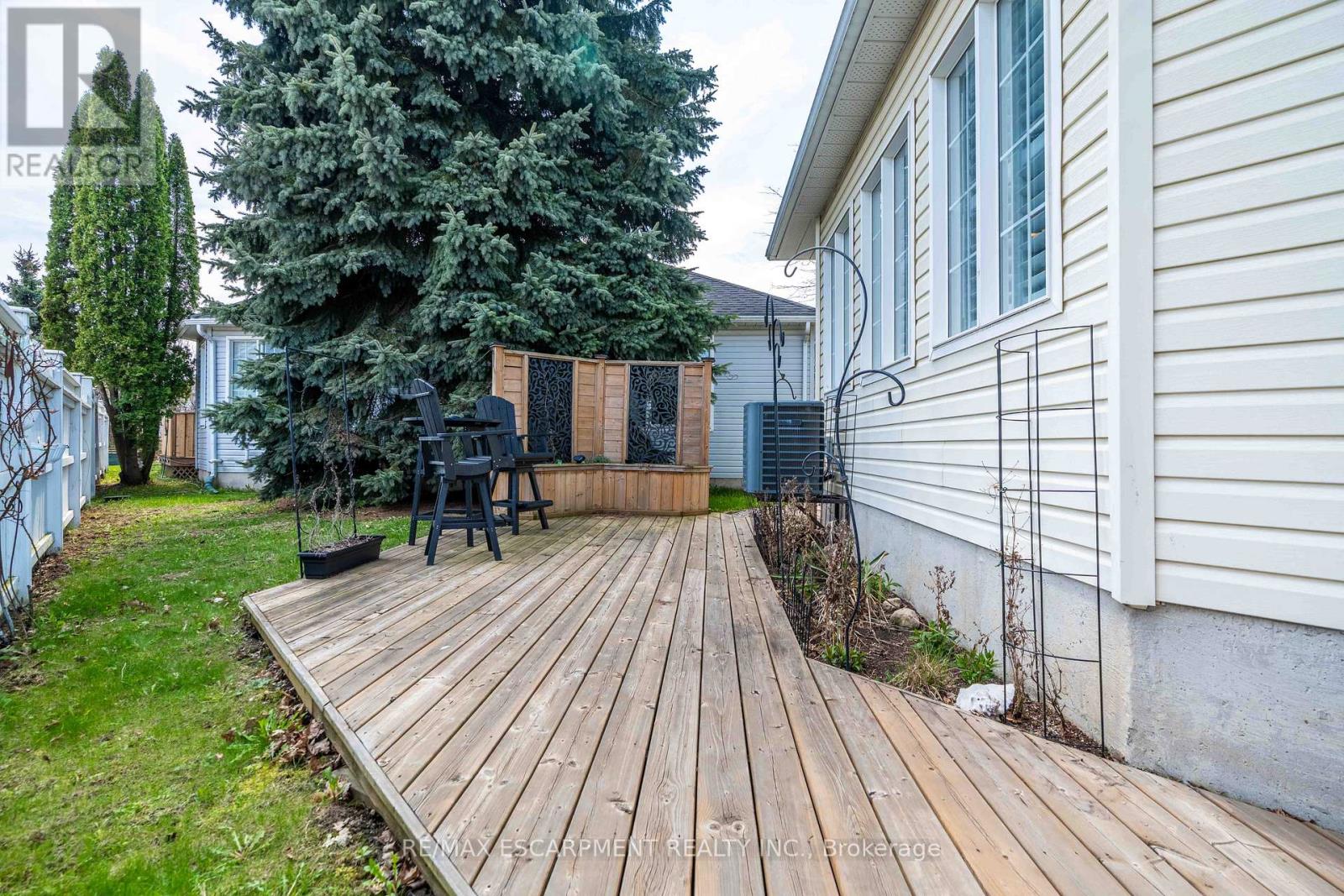 195 Silverbirch Boulevard, Hamilton, Ontario  L0R 1W0 - Photo 34 - X13091384