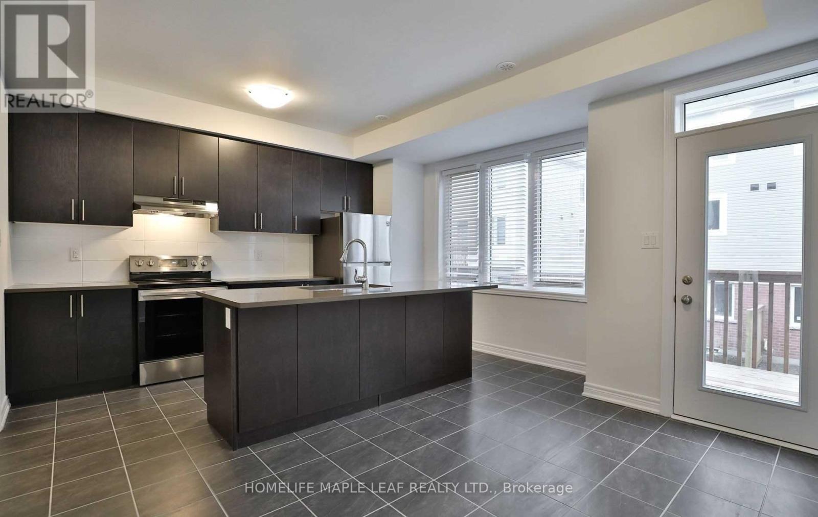 134 Hibiscus Lane, Hamilton, Ontario  L8K 0A3 - Photo 12 - X13091406