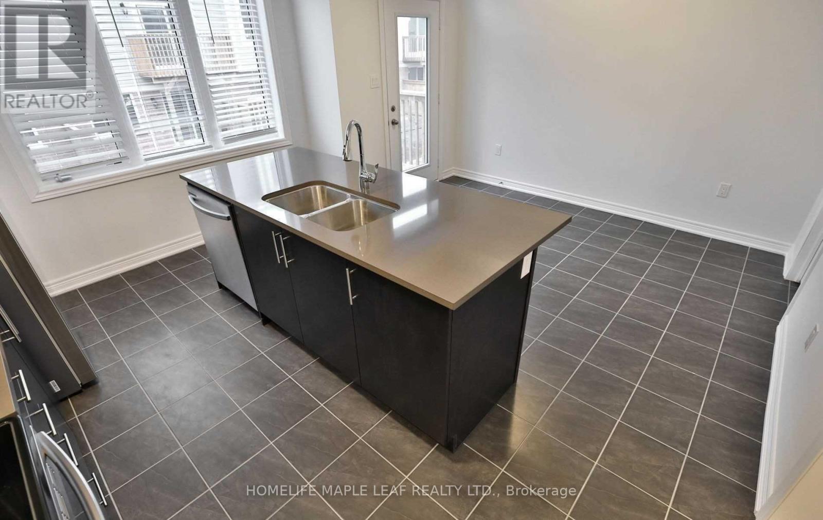 134 Hibiscus Lane, Hamilton, Ontario  L8K 0A3 - Photo 15 - X13091406