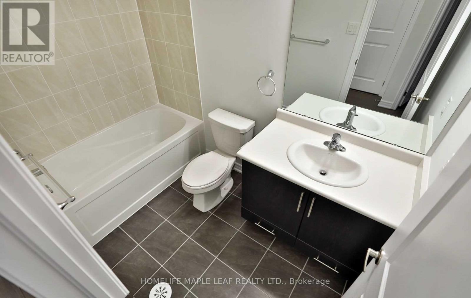 134 Hibiscus Lane, Hamilton, Ontario  L8K 0A3 - Photo 25 - X13091406