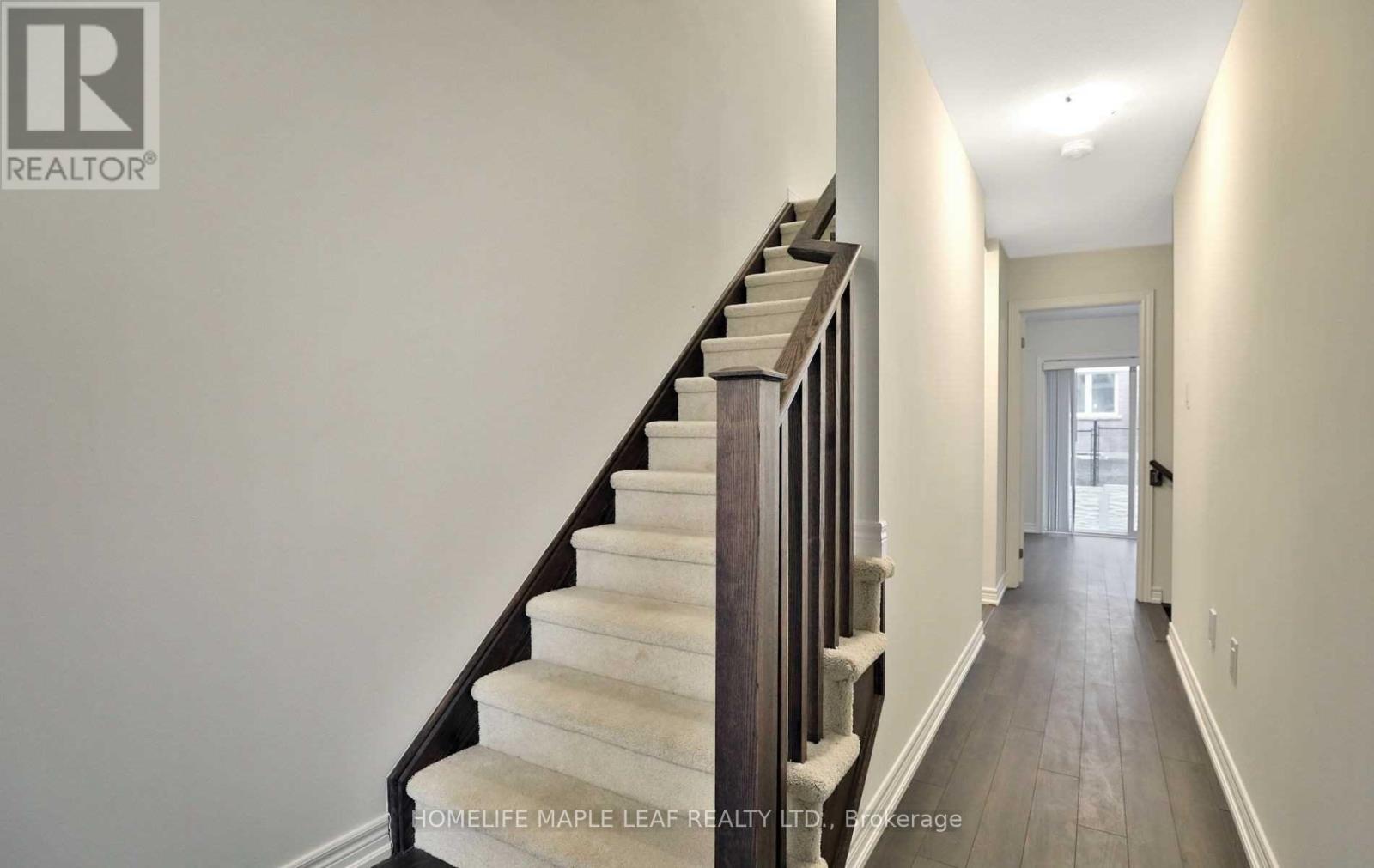 134 Hibiscus Lane, Hamilton, Ontario  L8K 0A3 - Photo 4 - X13091406