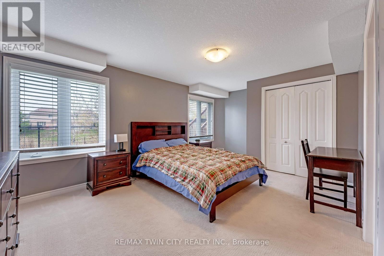 109 Robert Simone Way, North Dumfries, Ontario  N0B 1E0 - Photo 33 - X13091490