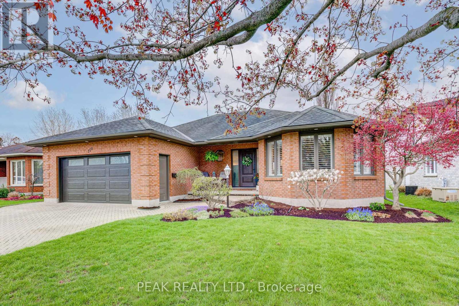 250 Westwood Avenue, East Zorra-Tavistock, Ontario  N0B 2R0 - Photo 2 - X13091594