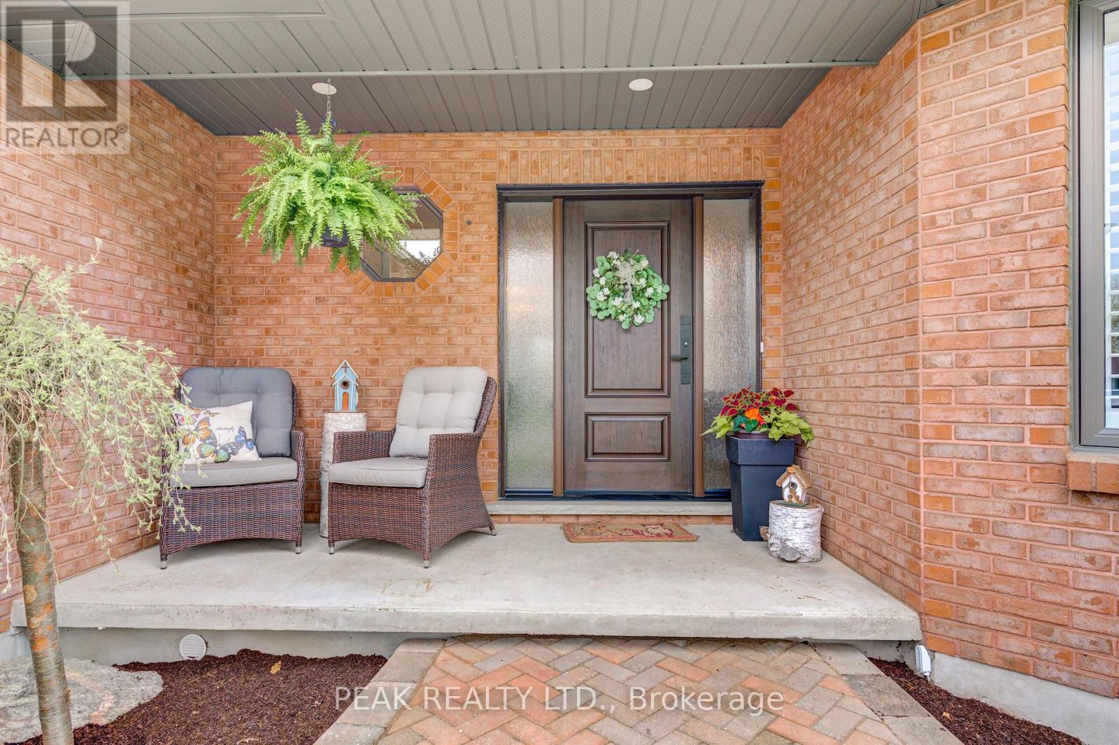 250 Westwood Avenue, East Zorra-Tavistock, Ontario  N0B 2R0 - Photo 4 - X13091594