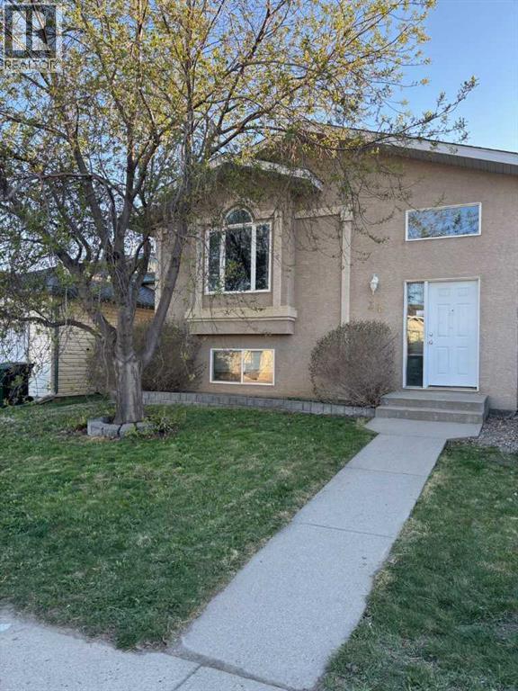 34 Blackfoot Road W, Lethbridge, Alberta  T1K 7P5 - Photo 1 - A2300771