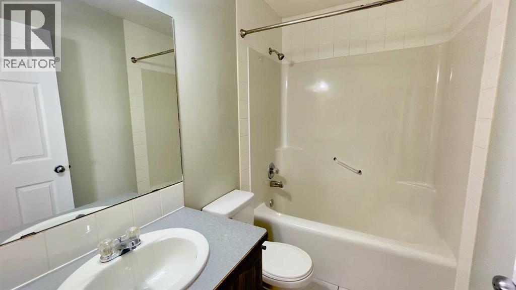34 Blackfoot Road W, Lethbridge, Alberta  T1K 7P5 - Photo 10 - A2300771