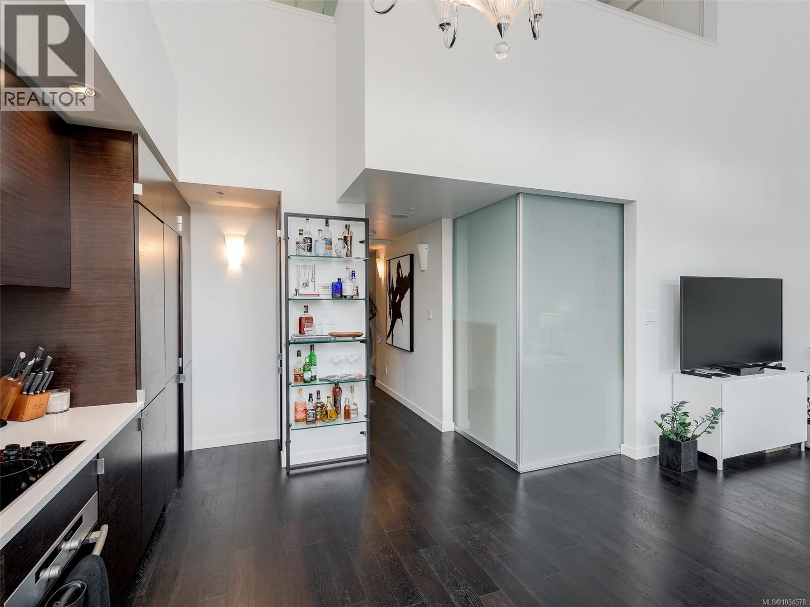 425 770 Fisgard St, Victoria, British Columbia  V8W 0B8 - Photo 13 - 1034578