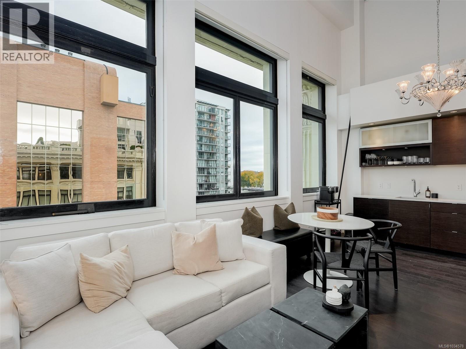 425 770 Fisgard St, Victoria, British Columbia  V8W 0B8 - Photo 5 - 1034578